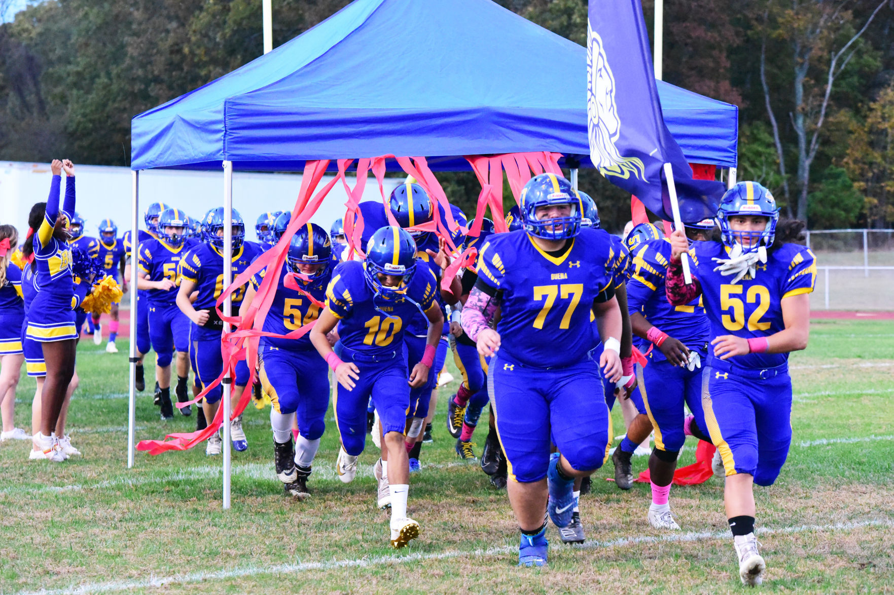 102619_spt_buenafootball 11.jpg